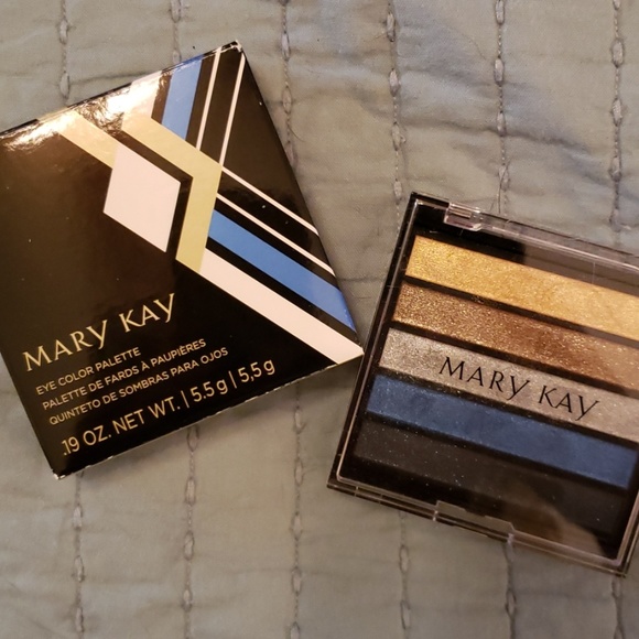 Makeup Set - Picture 2 of 8